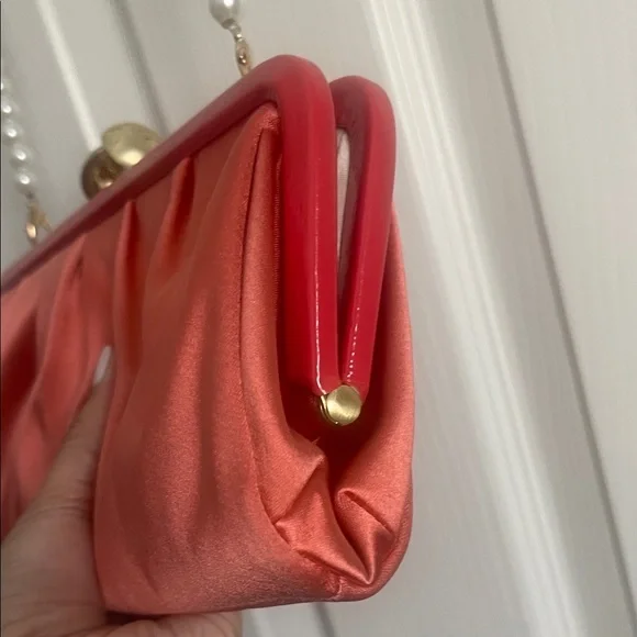 Coach Coral Amanda Satin Darcy Kiss Lock Clutch w/unbranded pearl strap - Picture 8 of 17